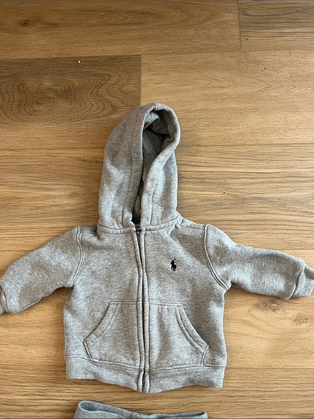 Ralph Lauren Heather Gray Hooded Zip Sweatshirt & Jogger Set - Picture 4 of 8